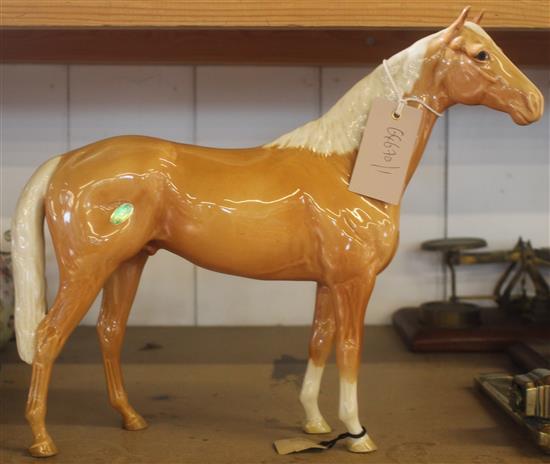 Beswick horse 1234 large hunter palomino